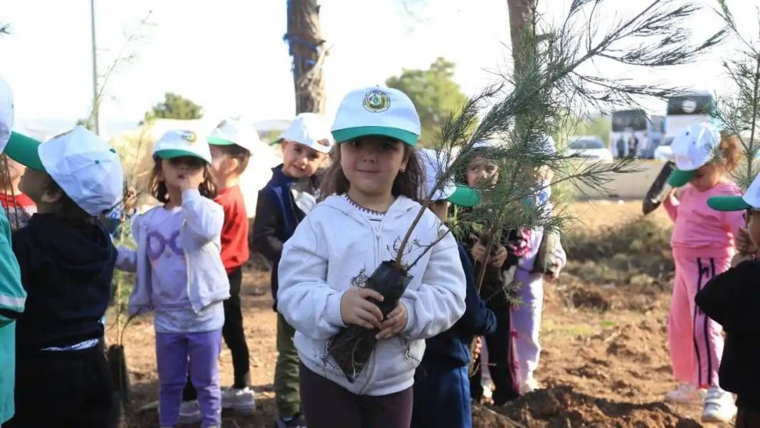 Kepez’de Minikler Yangın Sonrası Ormana Umut Oldular! 5